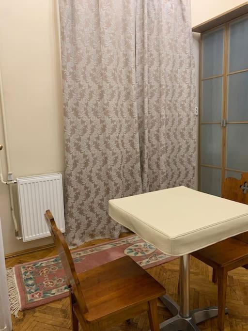 Central Location For One Person Budapest Ngoại thất bức ảnh